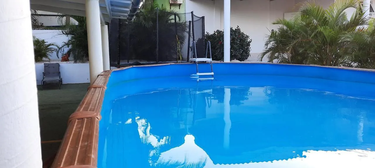 Villa Mila With Pool Willemstad