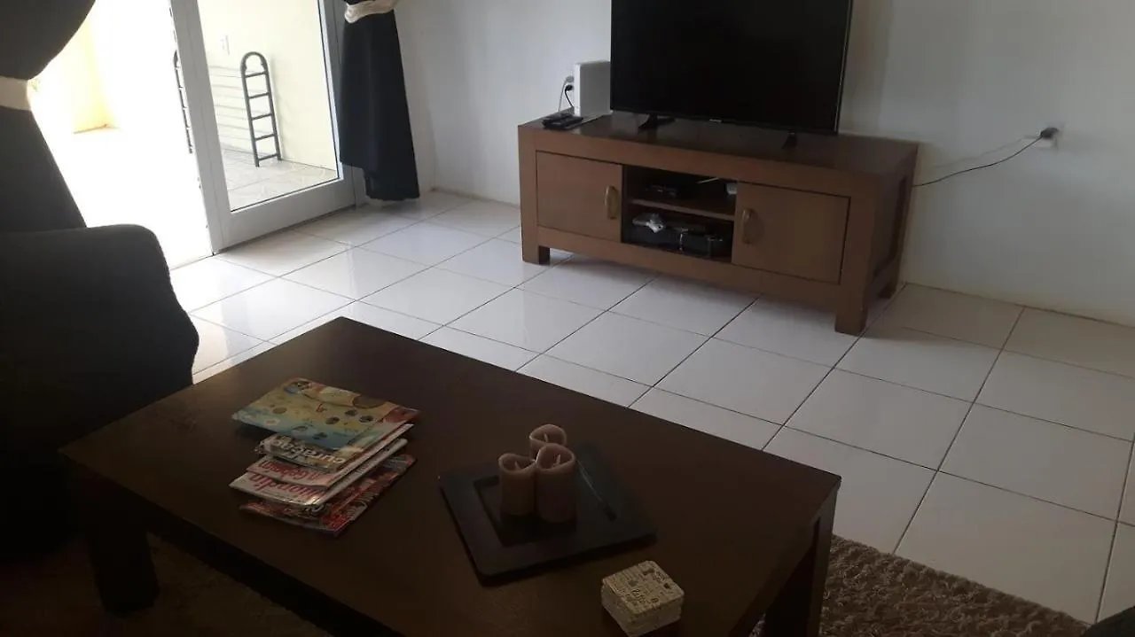 Villa Mila With Pool Willemstad